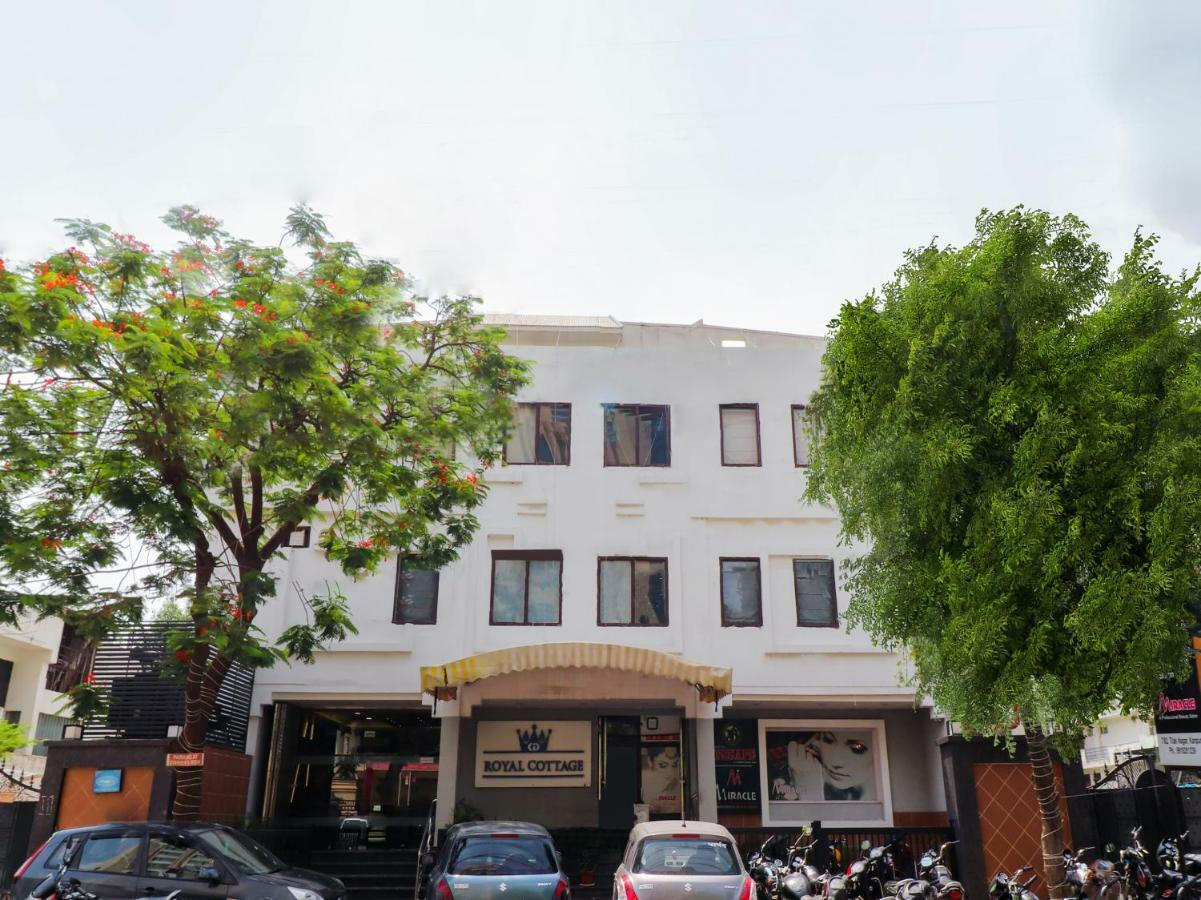 Capital O 46218 Royal Cottage Suite Kanpur Exterior photo
